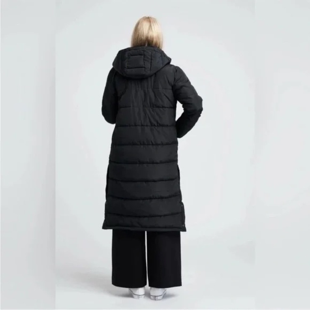 Universal Standard Everest Long Puffer Coat Black - Picture 4 of 12